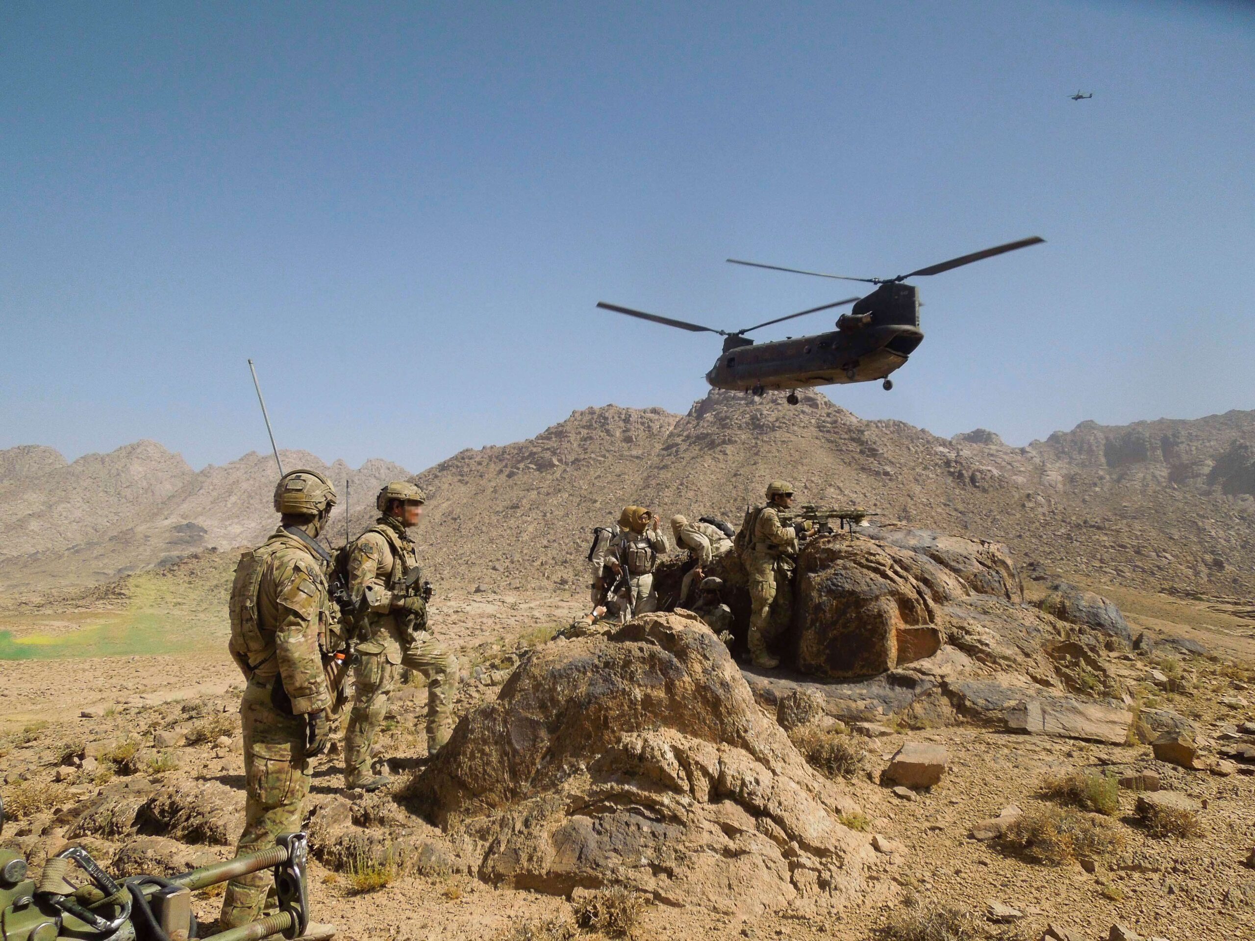 2012 - Afghanistan - extraction from the Belly-Button feature - Heston sitting back to the rock recovering from severe gastro