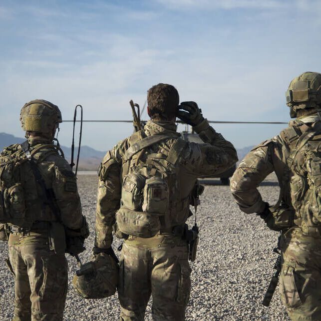2012 - Afghanistan - Flightline (1)